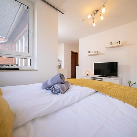 Studio Shiny - Zentral Mit Balkon - Messe - Kueche Neuss Eksteriør bilde