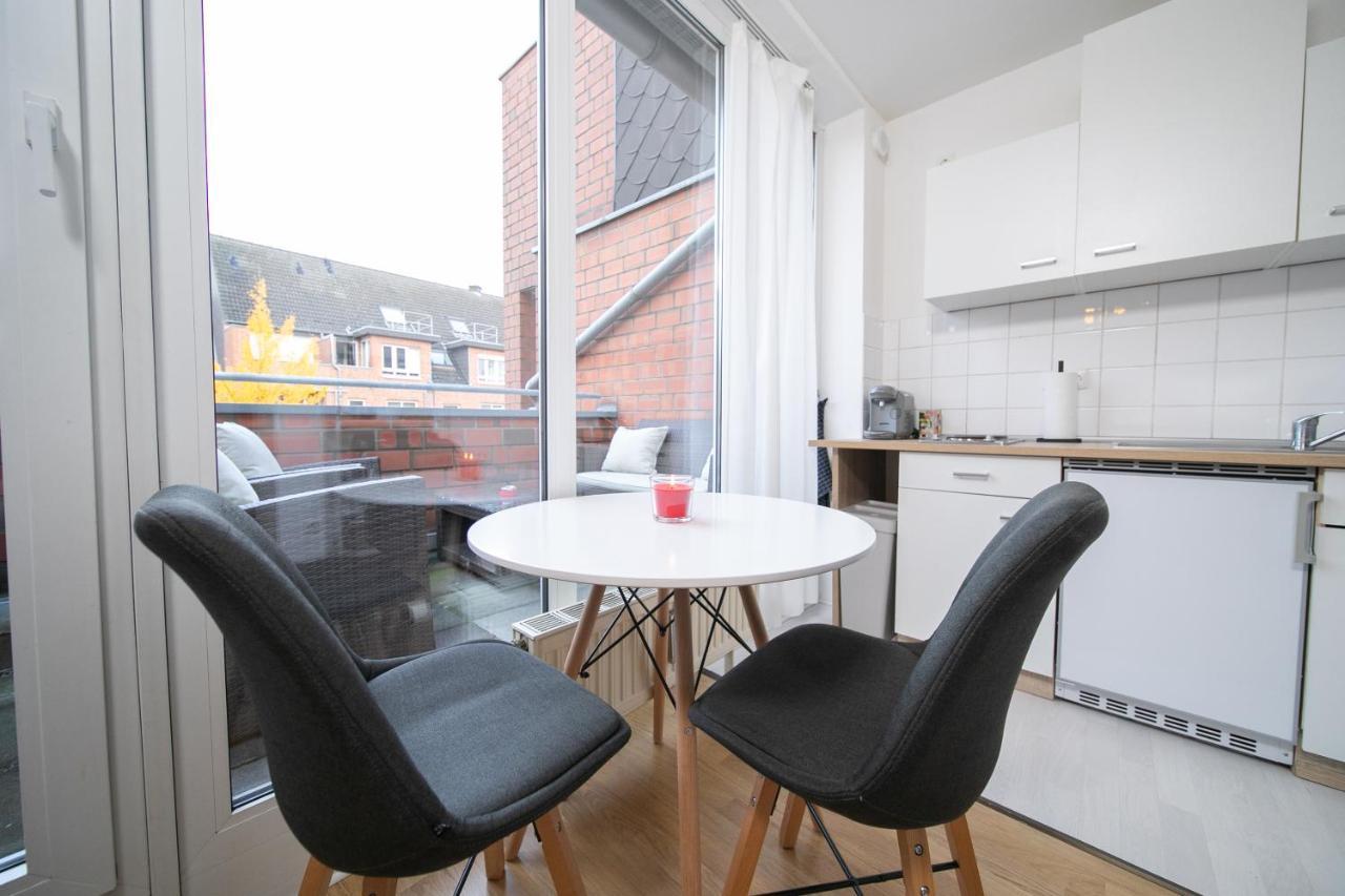 Studio Shiny - Zentral Mit Balkon - Messe - Kueche Neuss Eksteriør bilde